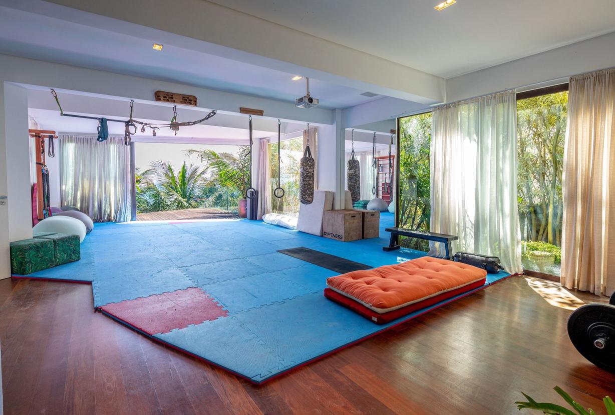 Rio017 - Beautiful villa with an ocean view in Joá