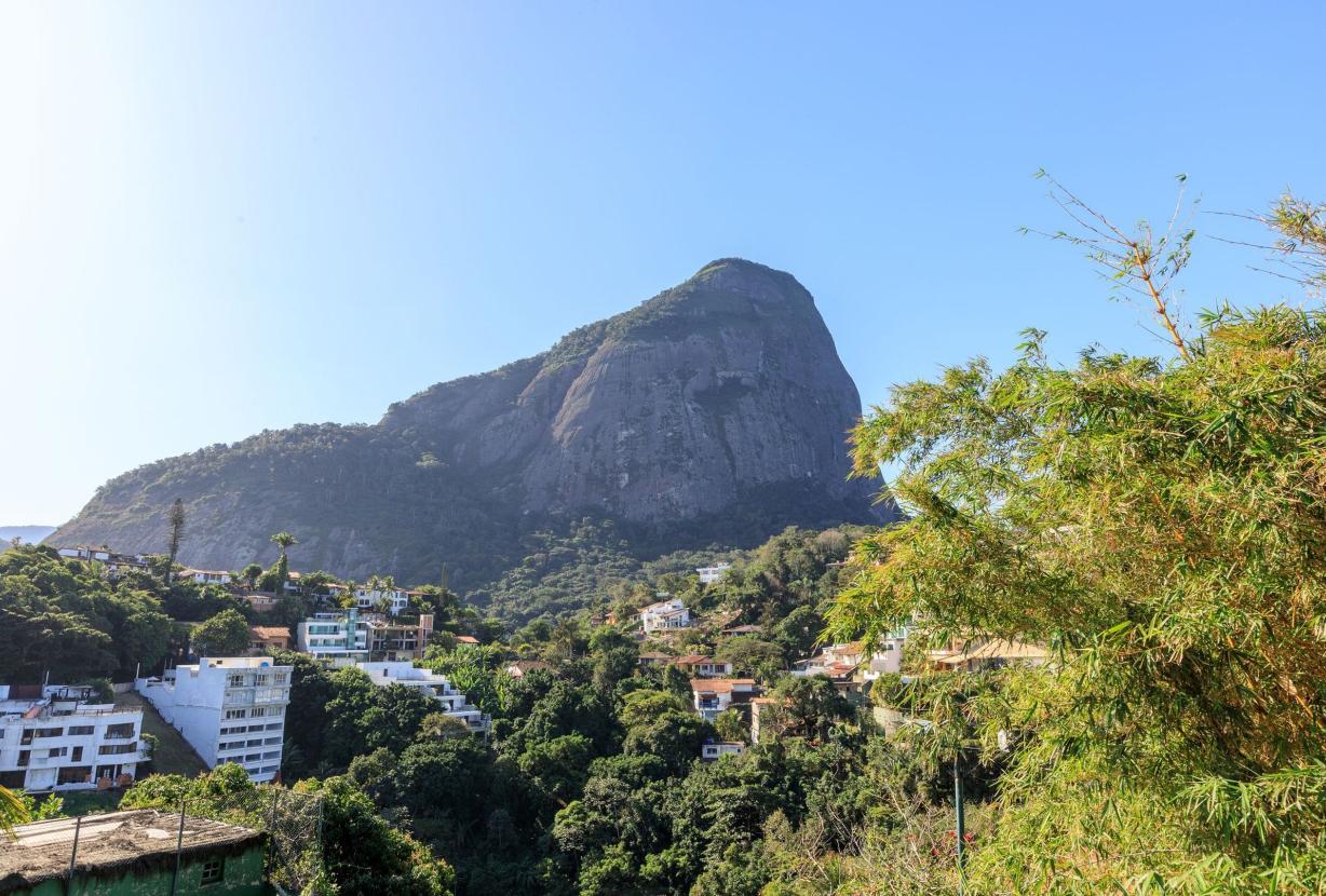 Rio591 - Villa no Joá de 5 suítes e vista da Barra da Tijuca