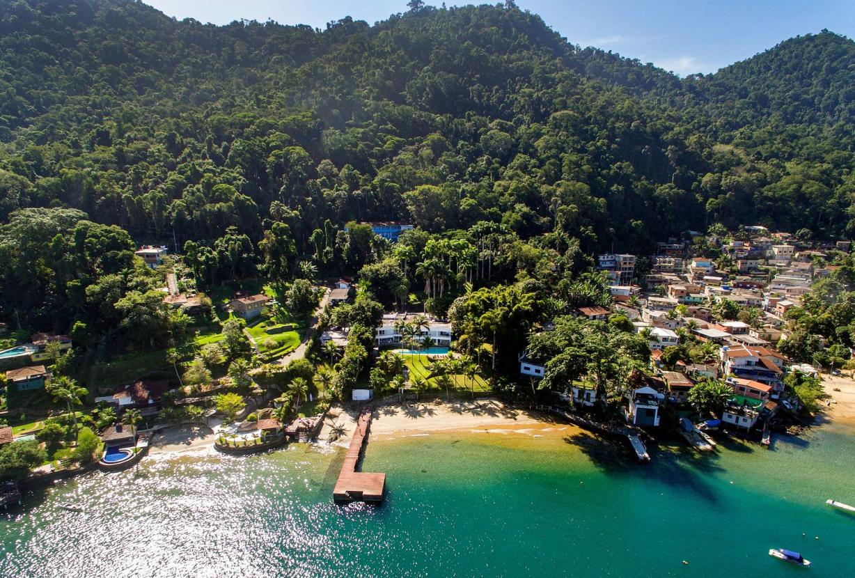 Ang019 - Amazing beach house by the sea in Angra dos Reis