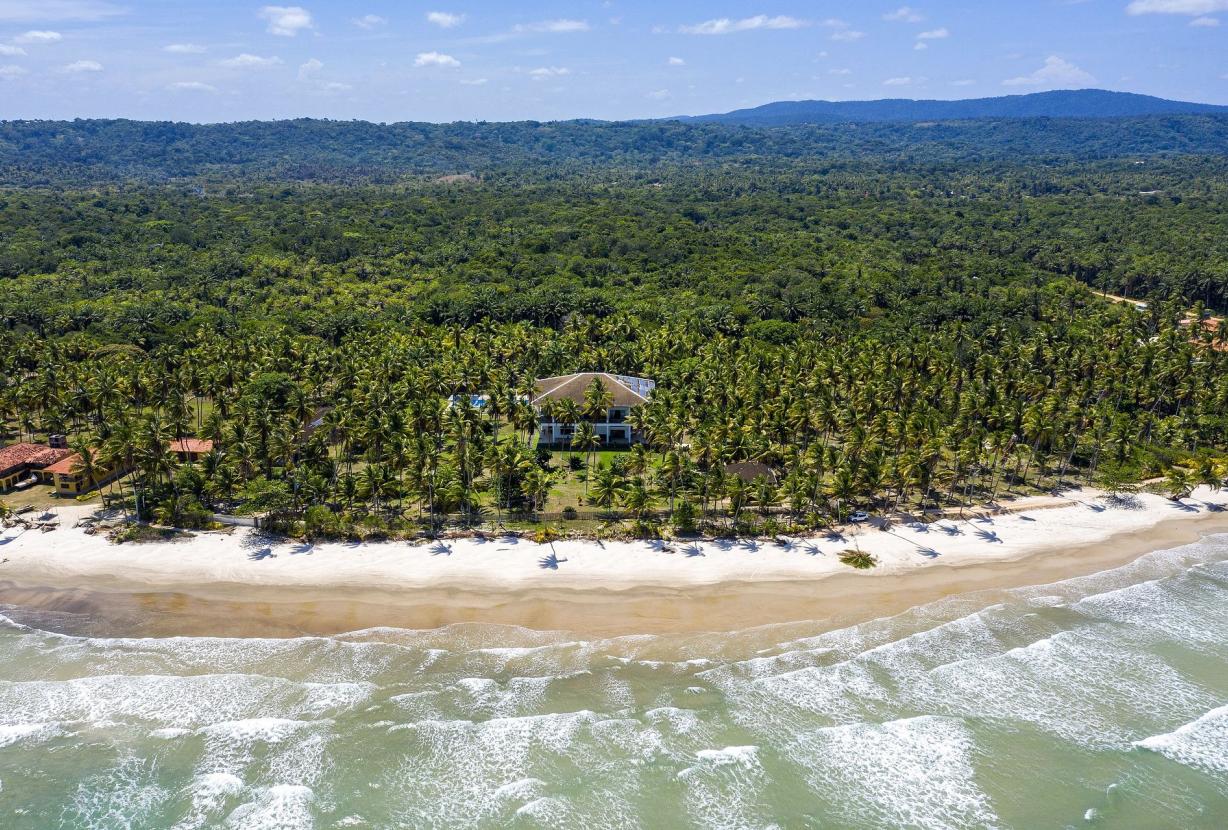 Bah149 - Beach villa near Iléus and Itacaré