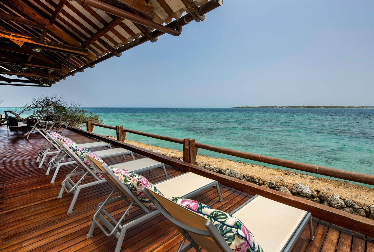 Car007 - Majestic villa in the amazing Islas del Rosario