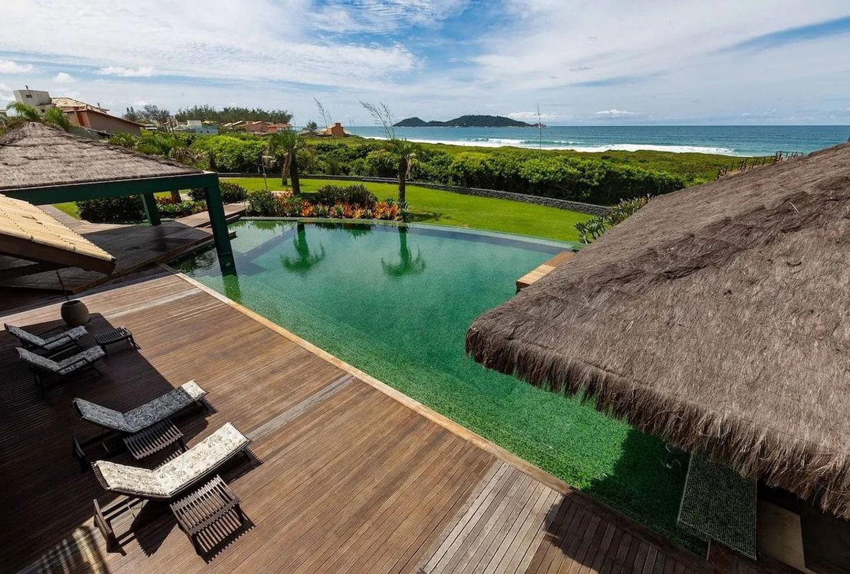 Flo003 - Magnifique résidence de 7 chambres en bord de mer à Florianópolis