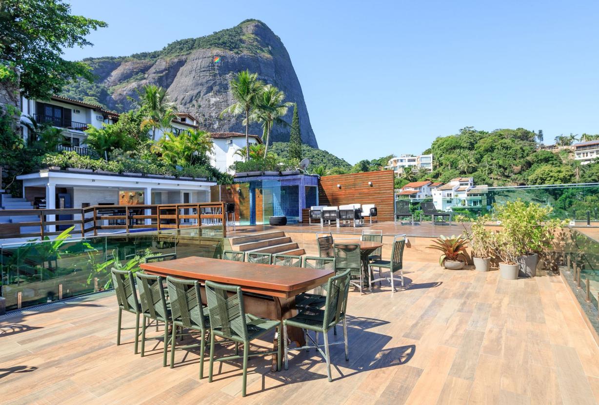 Rio052 - Belle villa avec vue fabuleuse sur la mer à Joá