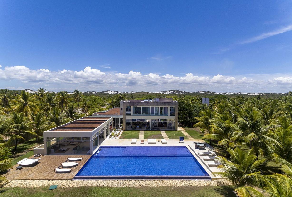 Bah450 - Luxurious mansion near the beach in Camaçari