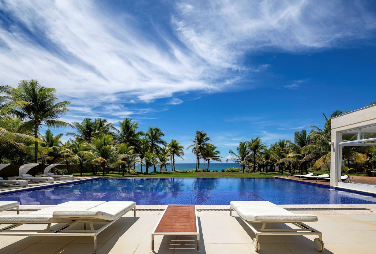 Bah450 - Luxurious mansion near the beach in Camaçari
