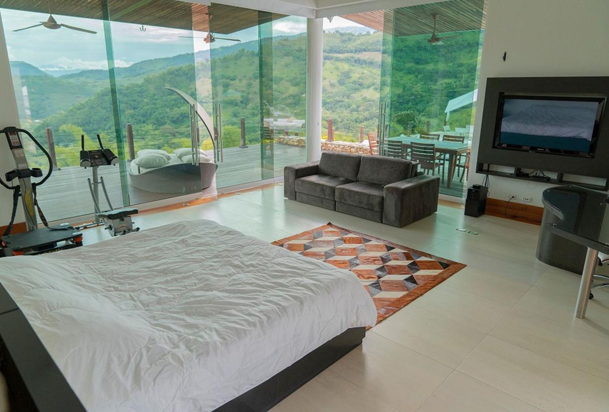 Med048 - Luxurious country villa near Medellin