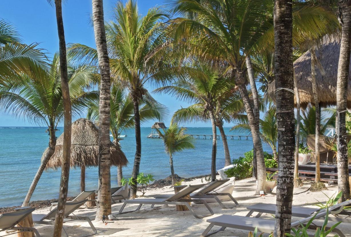 Tul003 - Bela villa à beira-mar com grande piscina em Tulum