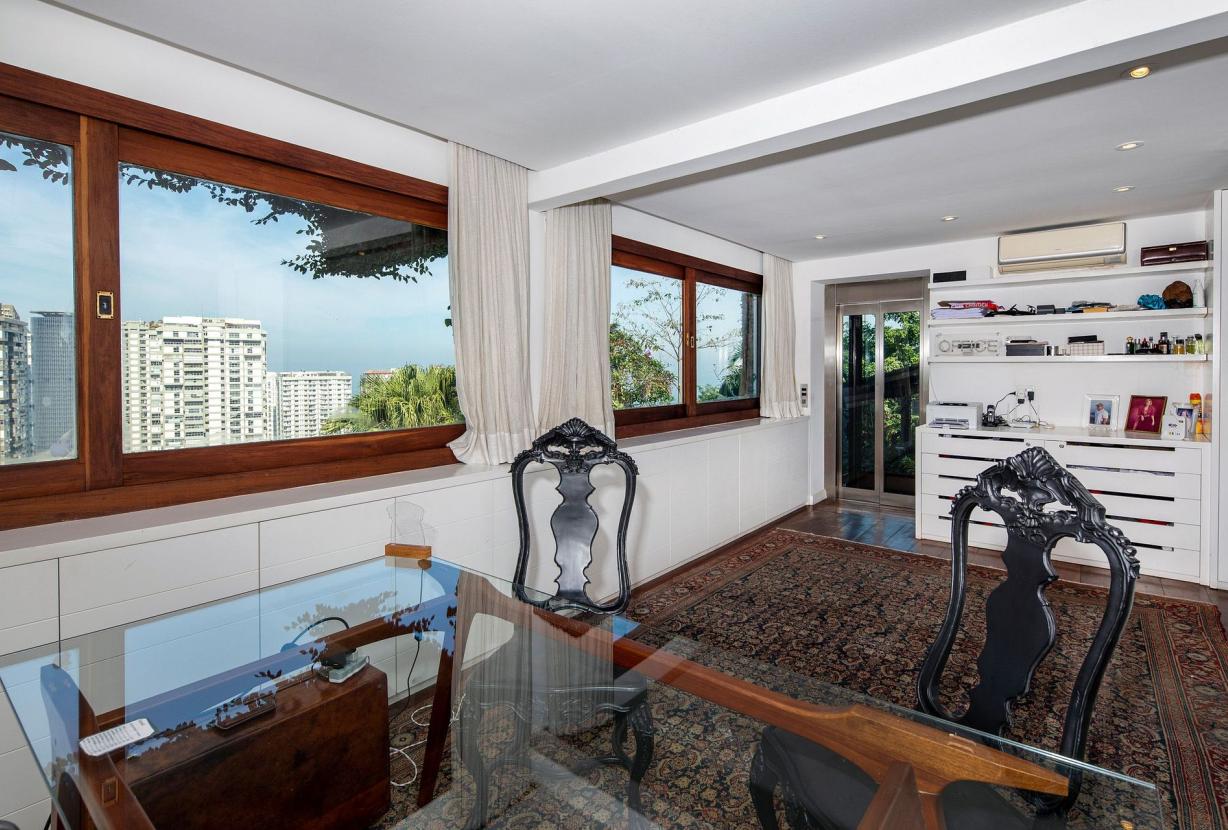 Rio103 - Lujosa villa de 6 dormitorios con piscina con espléndida vista al mar.