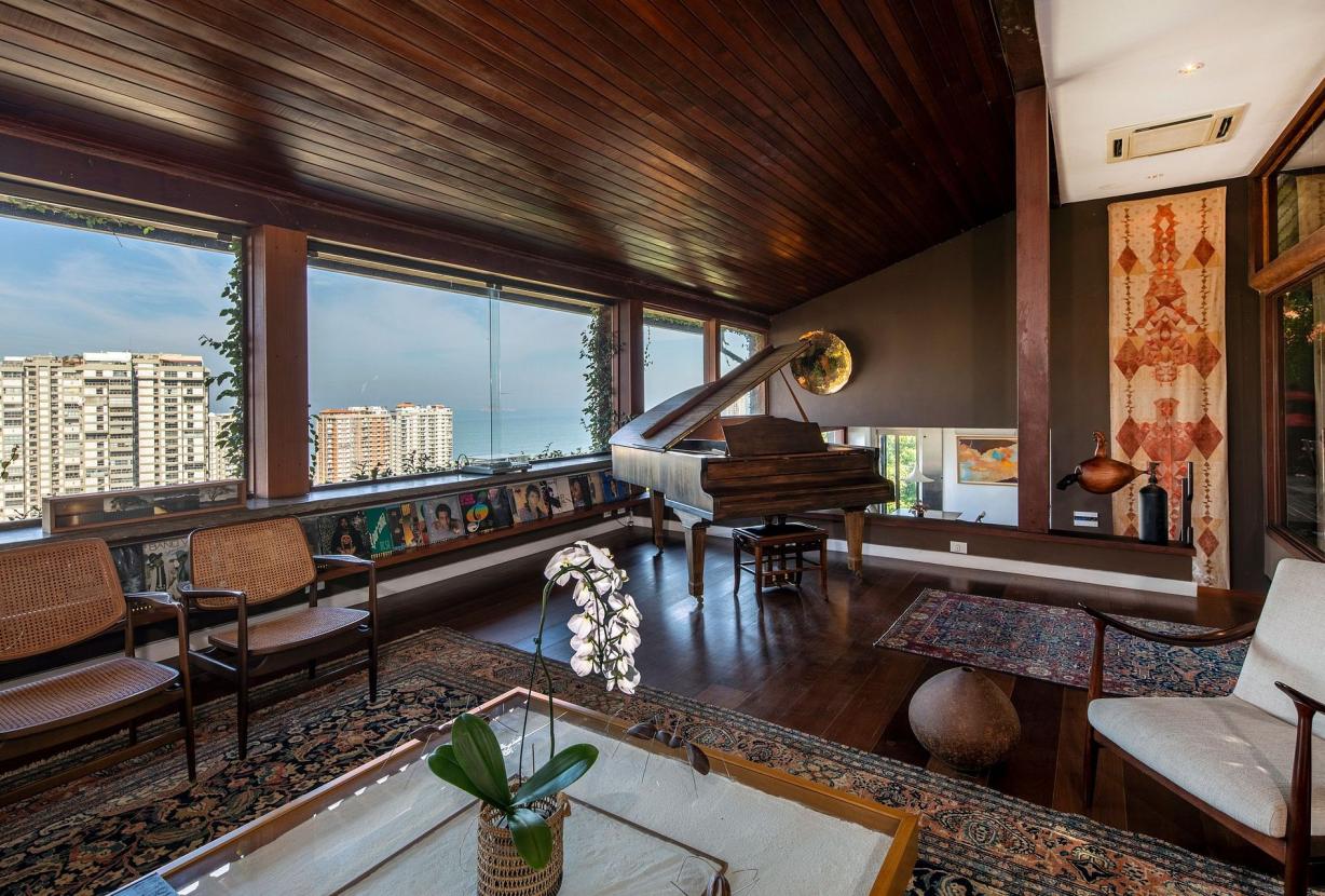 Rio103 - Lujosa villa de 6 dormitorios con piscina con espléndida vista al mar.