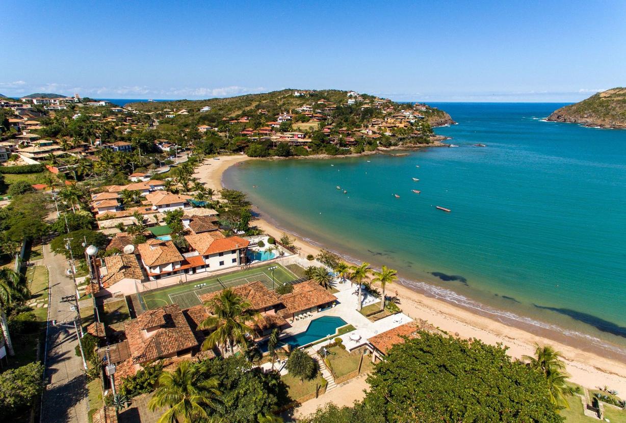Buz039 - Casa frente al mar con piscina y cancha de tenis