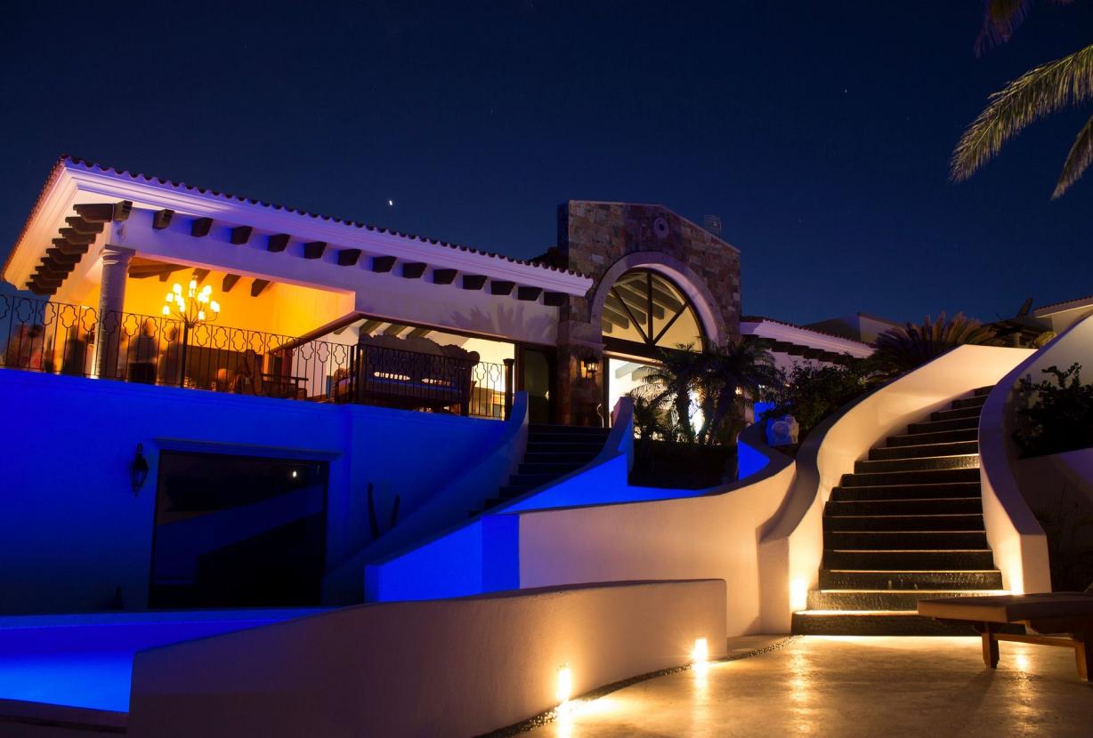 Cab004 - Luxurious sea front villa in Los Cabos