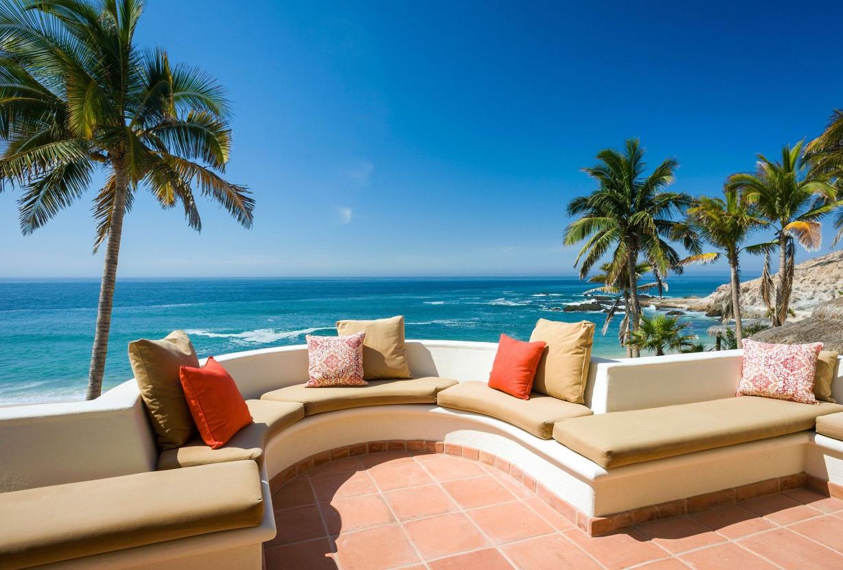 Cab007 - Beautiful 5 bedroom oceanfront villa in Los Cabos