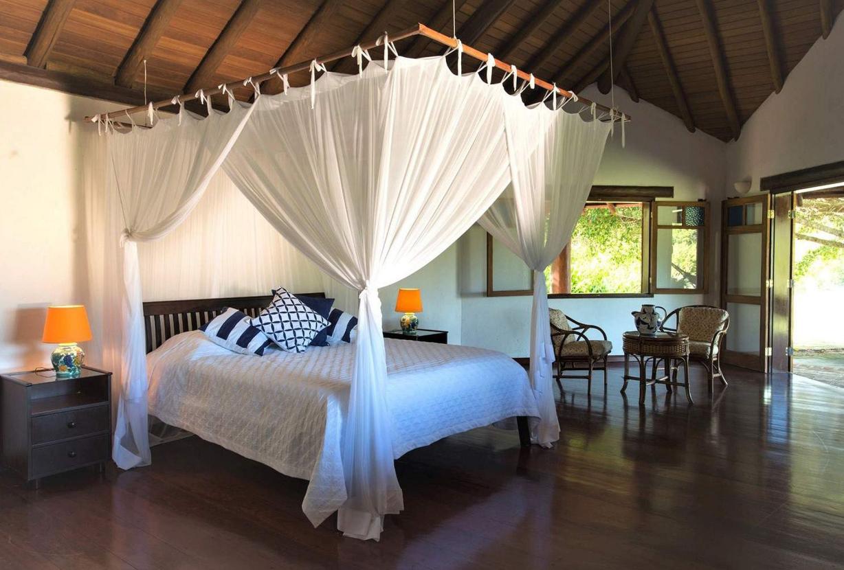 Bah234 - Villa paradisíaca em condomínio na Praia do Espelho