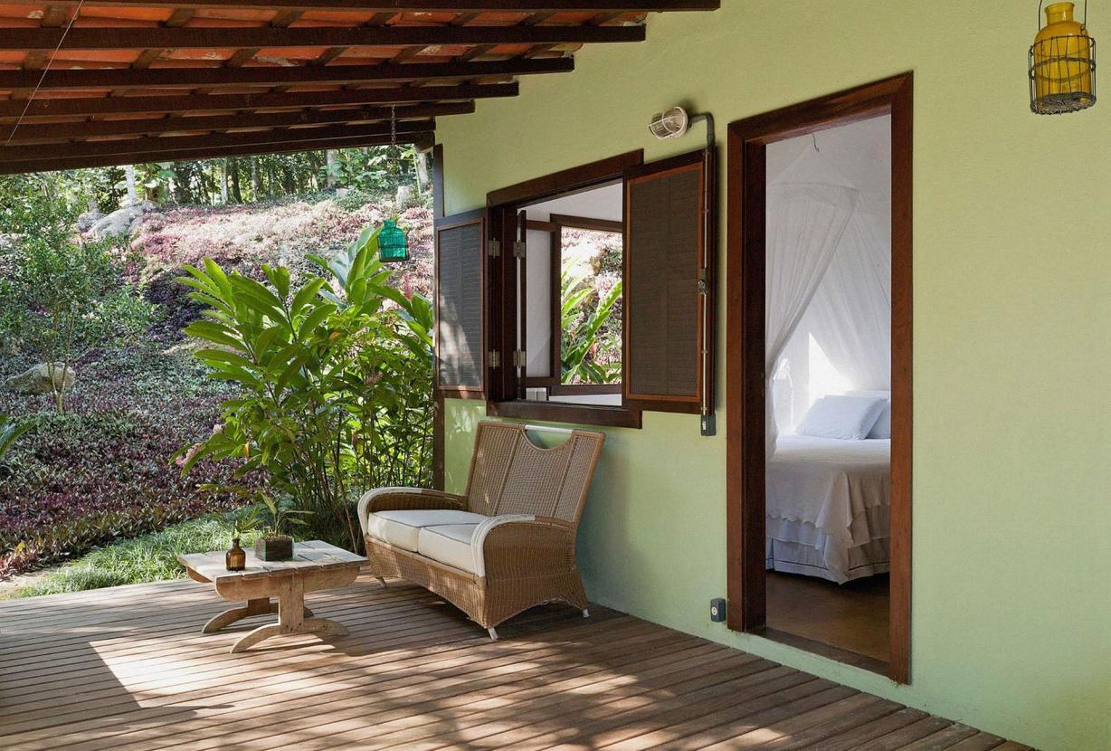 Ang037 - Beau villa en front de mer à Angra dos Reis