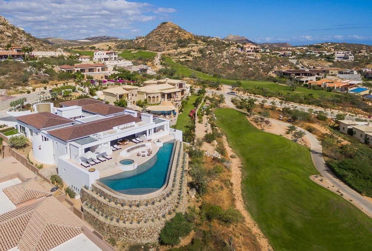 Cab016 - Lujosa villa de 6 cuartos con piscina en Los Cabos