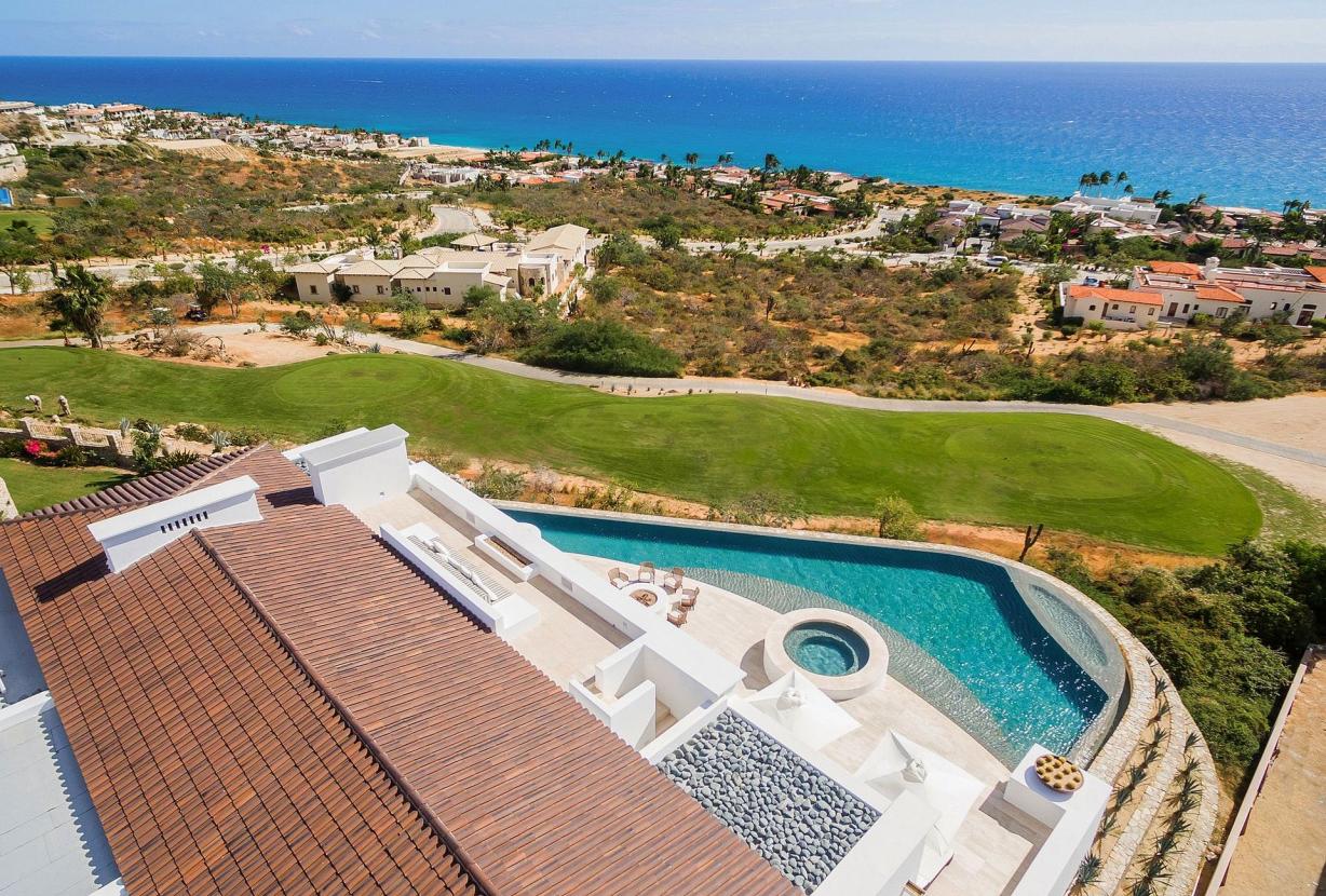 Cab016 - Lujosa villa de 6 cuartos con piscina en Los Cabos