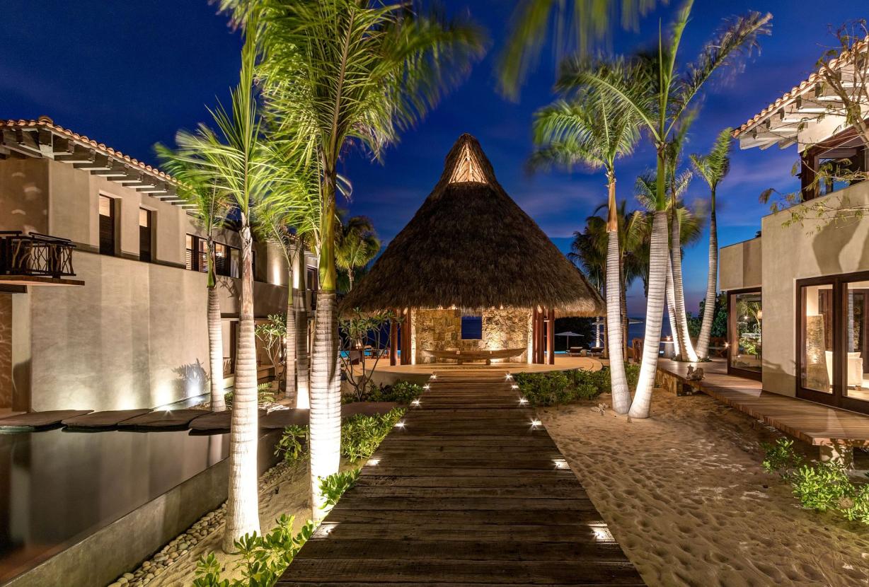 Ptm010 - Lujosa villa frente mar con piscina en Punta Mita