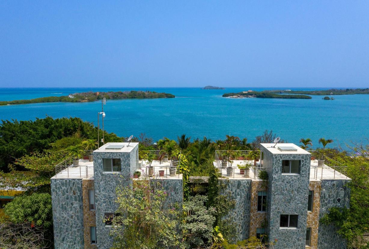 Car029 - Belle villa avec piscine front de mer à Carthagène