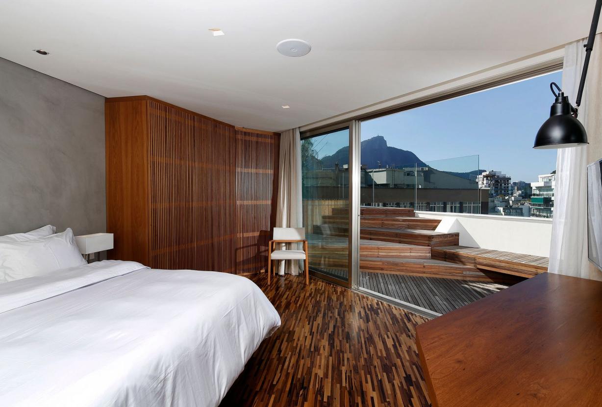 Rio099 - Splendid 3 bedroom penthouse in Ipanema