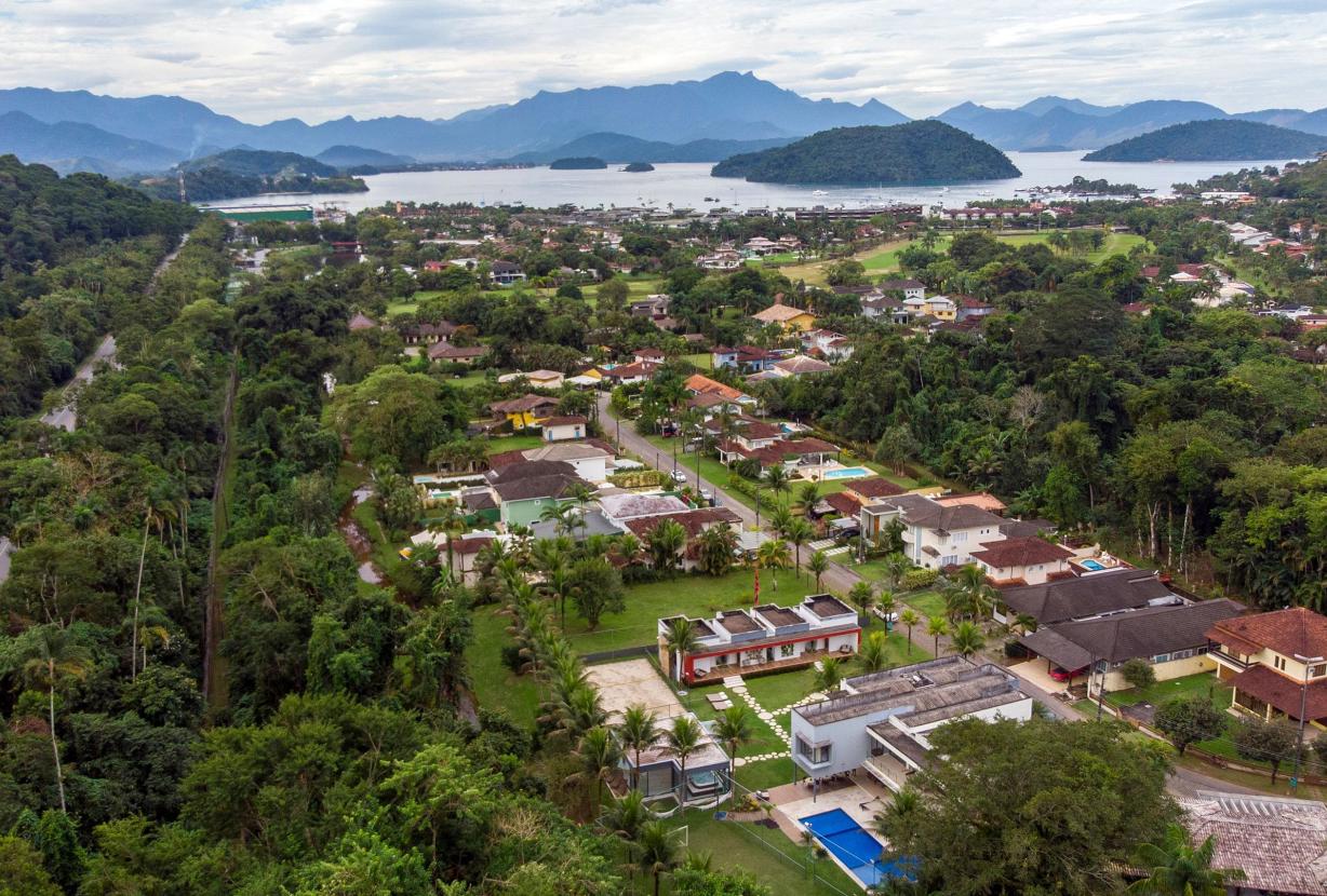 Ang045 - Charming mansion in Angra dos Reis