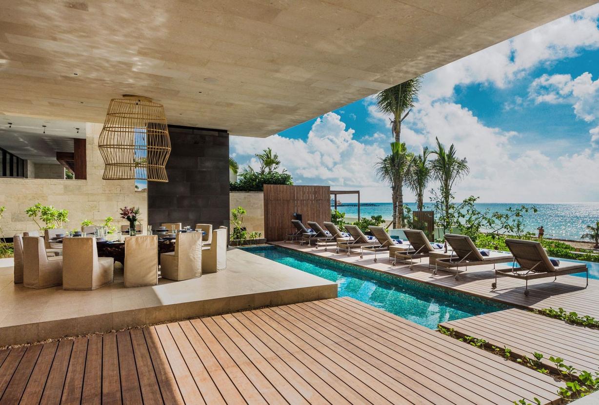 Pcr004 - Gorgeous beachfront villa in Playa del Carmen