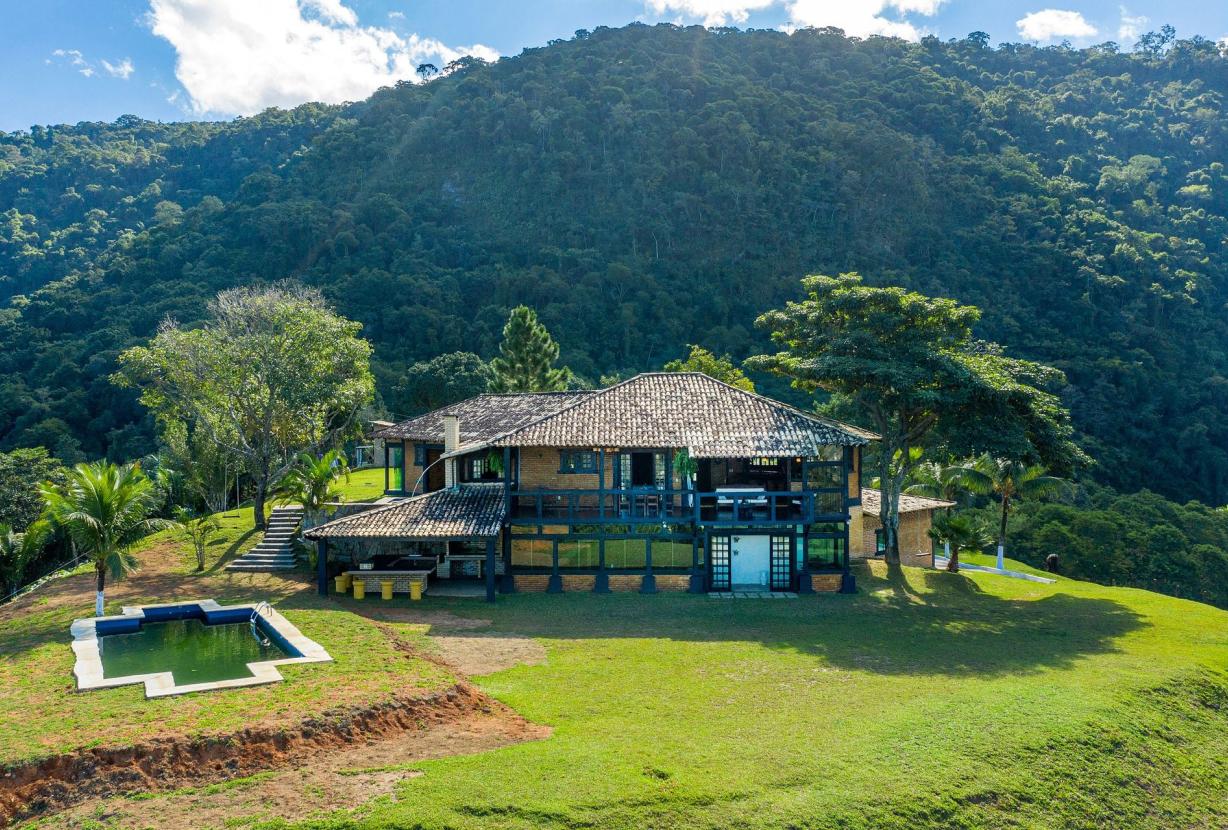 Ang044 - Casa con hermosas vistas en Mangaratiba