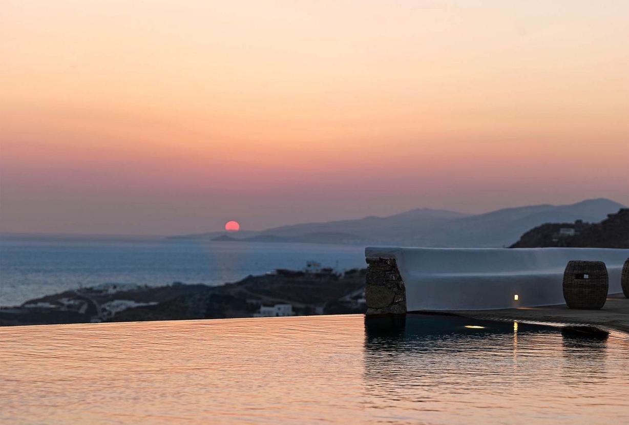 Cyc086 - Villa con vistas al mar Egeo, Mykonos