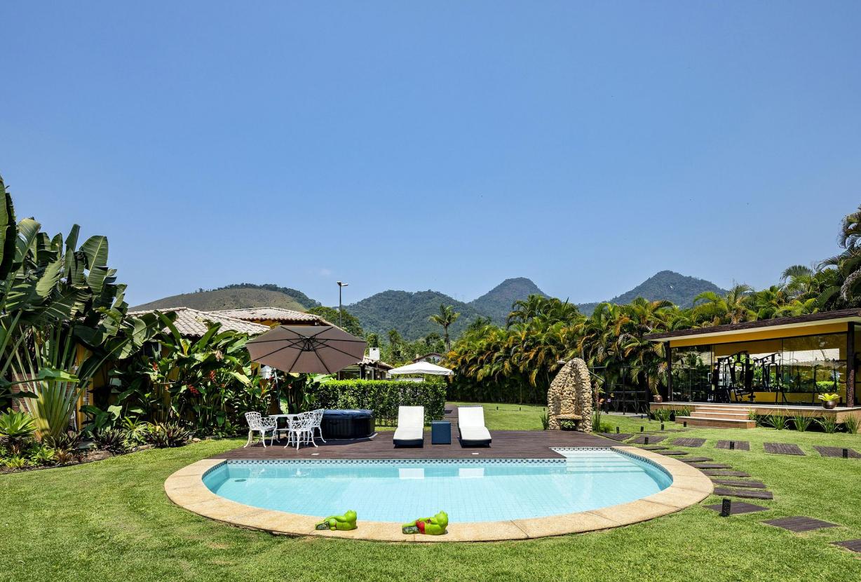 Ang010 - Hermosa casa en Porto Frade