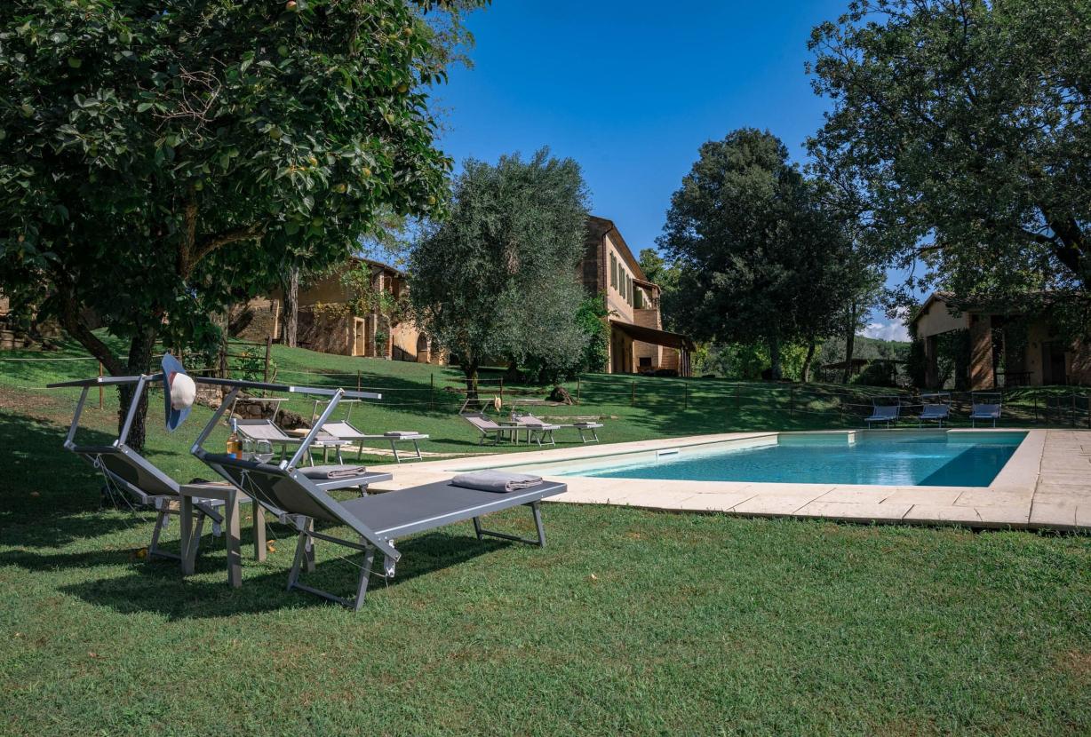 Tus006 - Villa in the wine region in Tuscany