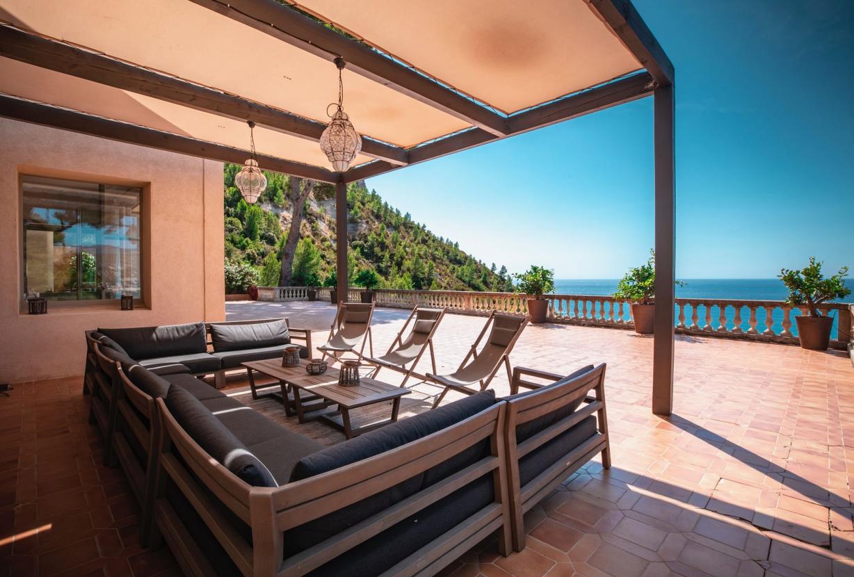 Azu004 - Prestigious Villa in Cassis