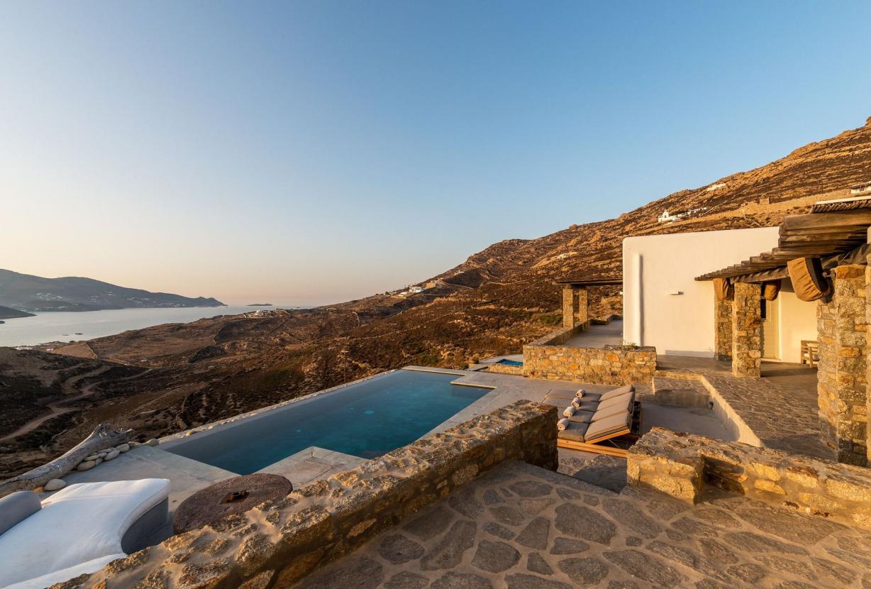 Cyc075 - Elegante villa con vistas al mar Egeo, Mykonos