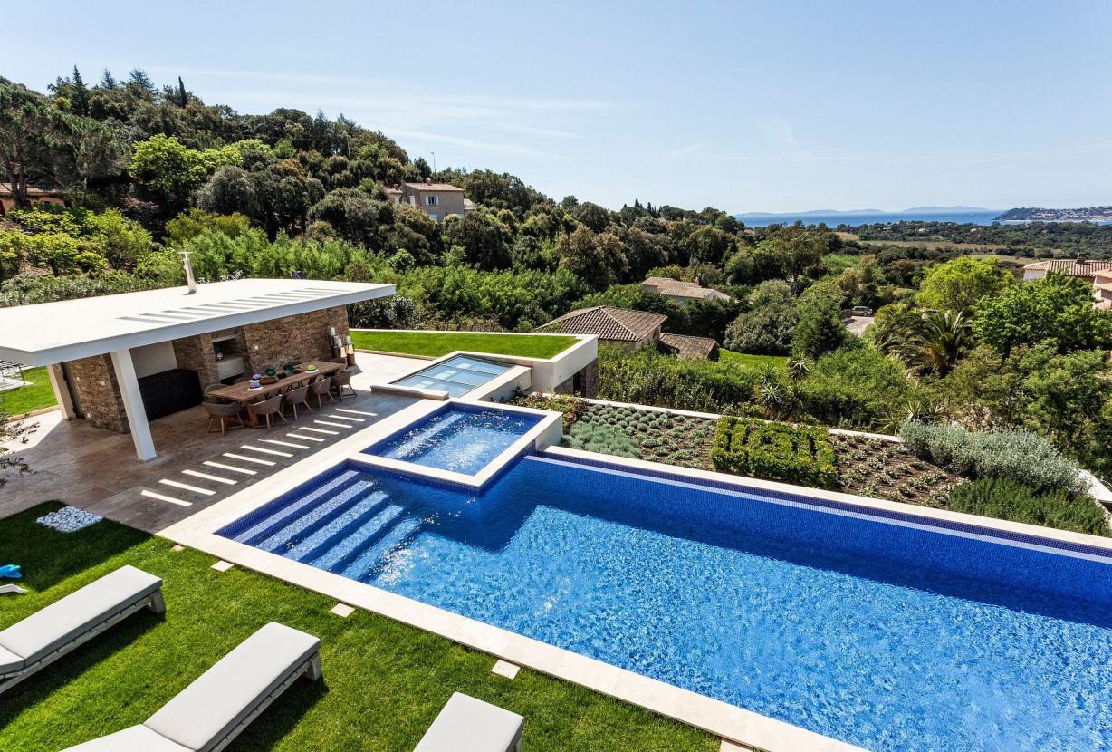 Azu008 - Élégante villa de luxe sur la Côte d'Azur