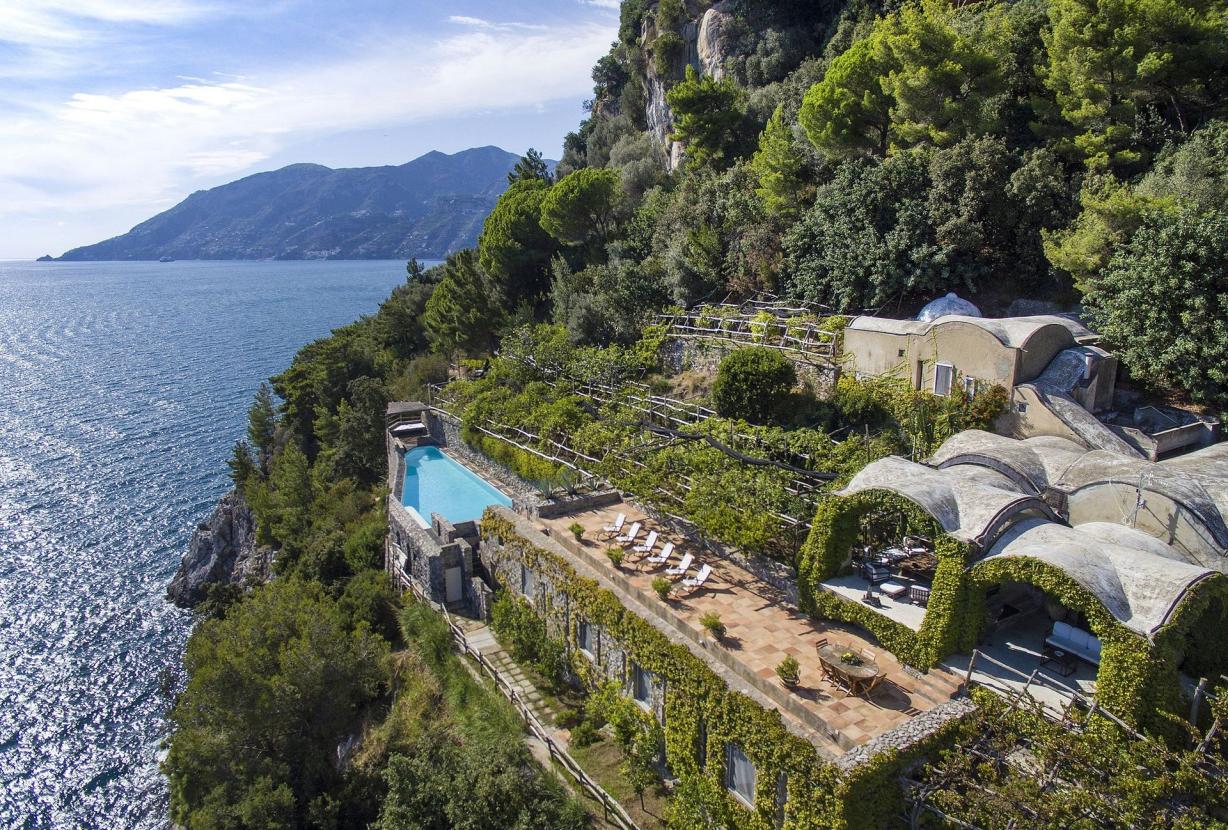 Cam010 - Villa de lujo moderna en la Costa de Amalfi