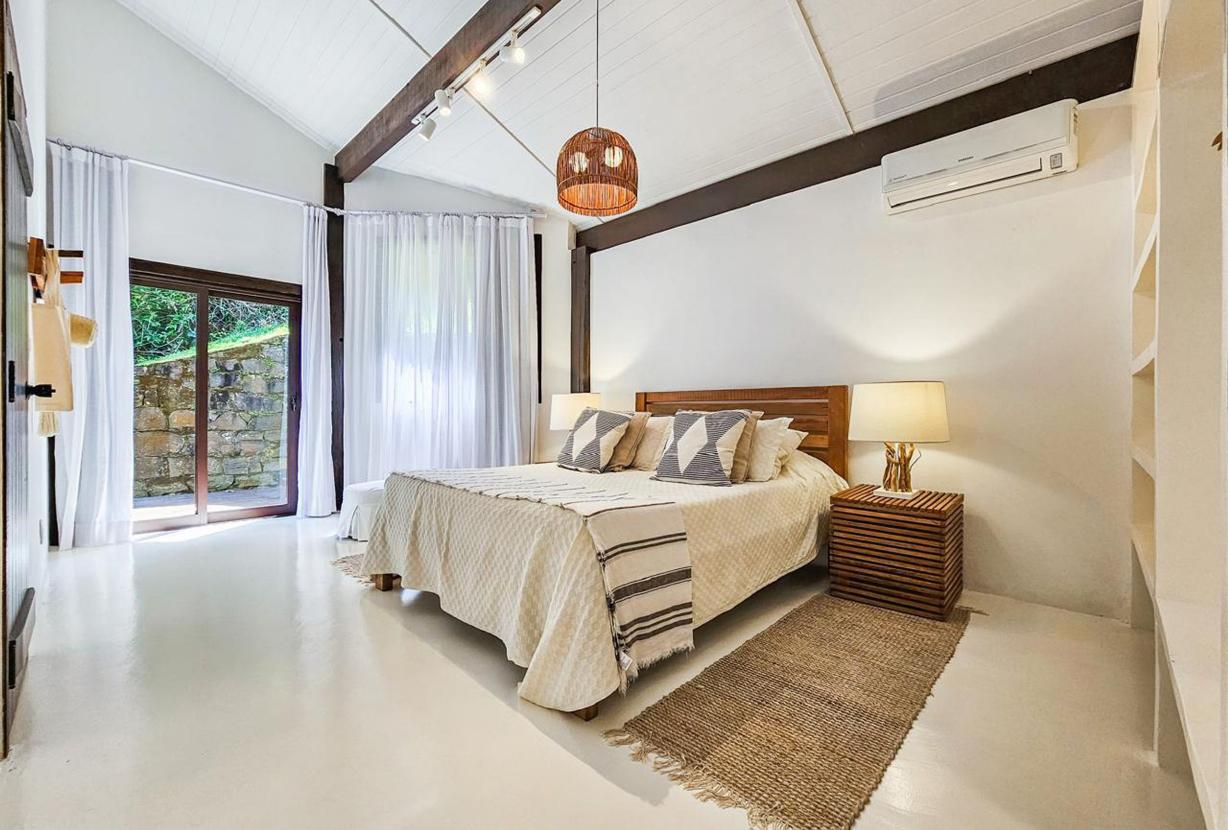 Ang025 - Villa en Ilha Comprida en Angra