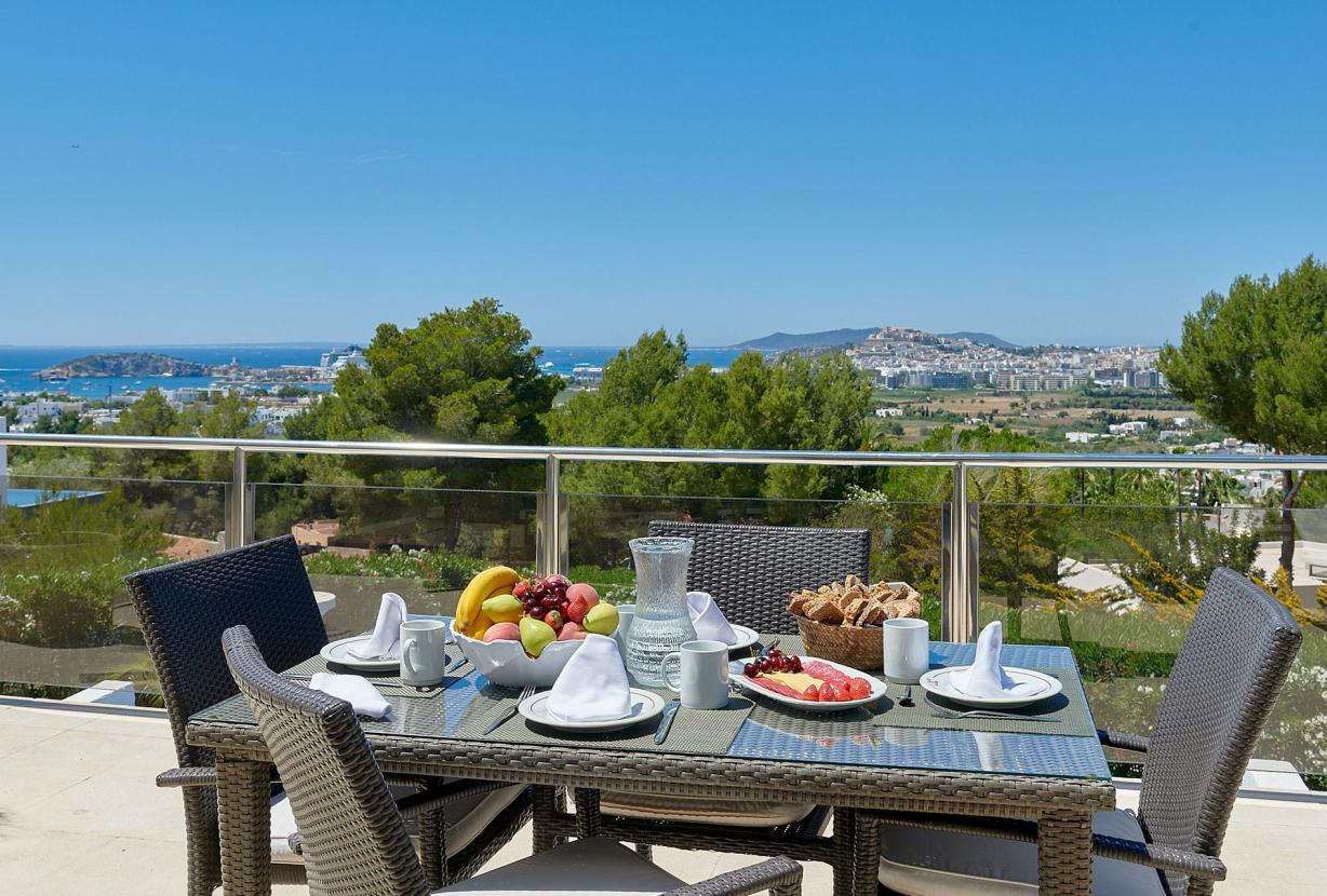 Ibi005 - Elegante villa de lujo en Ibiza