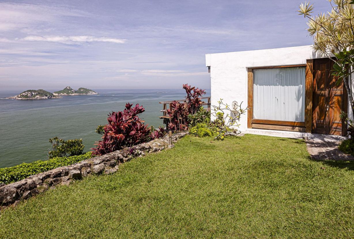 Rio014 - Bela villa com vista para o mar em Joatinga