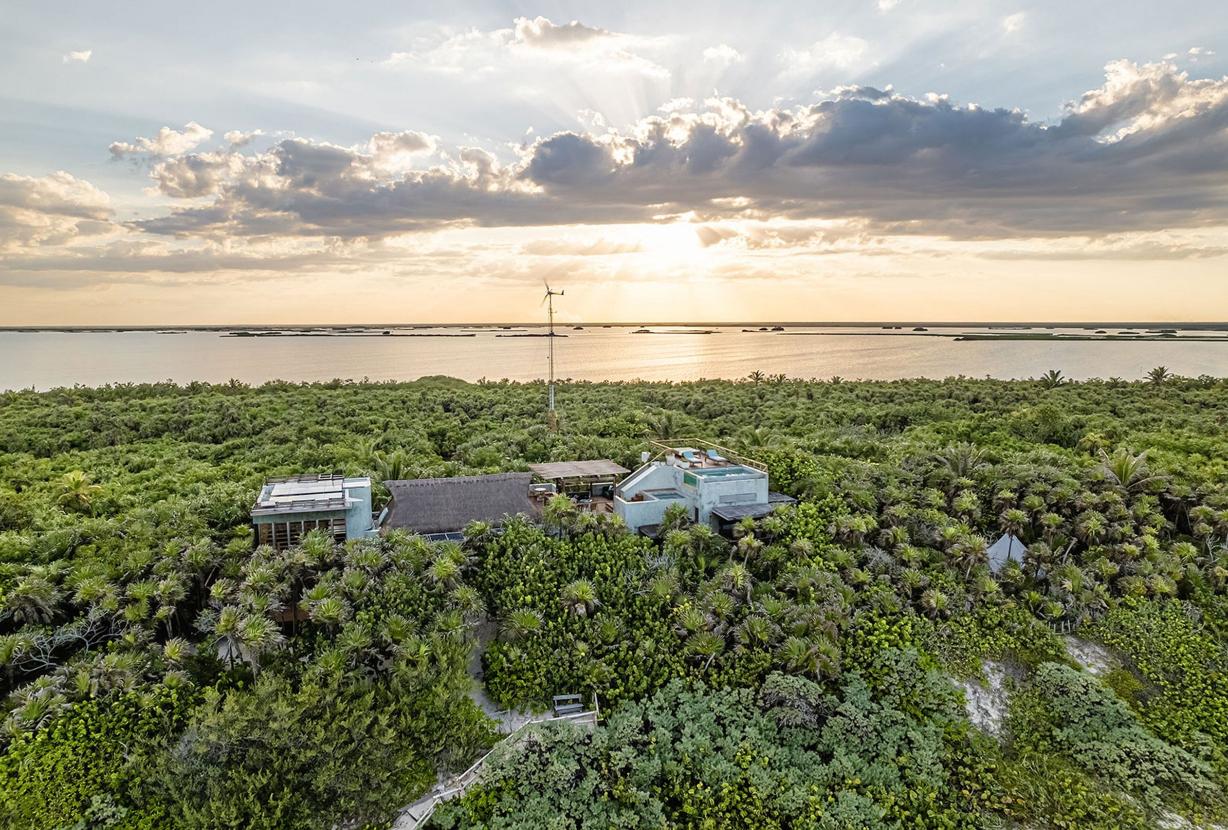 Tul010 - Fabulosa casa frente mar com vista 360 em Cancún