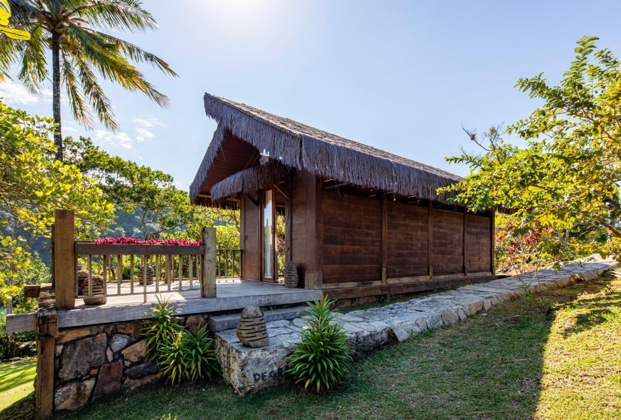 Ang002 - Private Island in Angra dos Reis