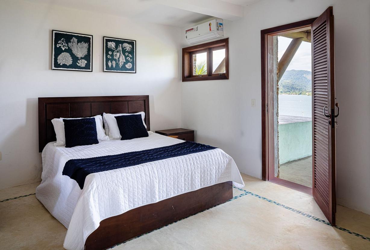 Ang014 - Hermosa casa de 6 suites con amplia vista en Angra