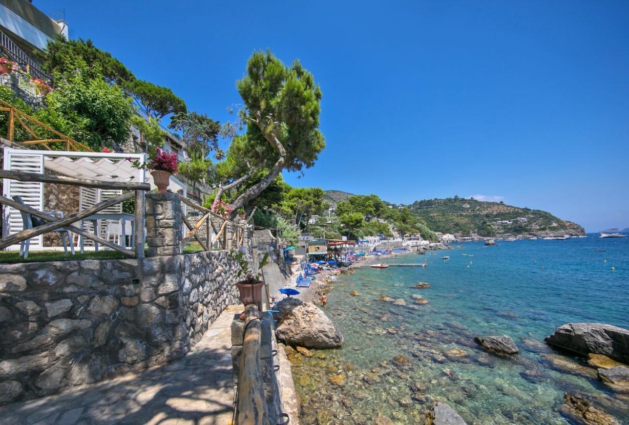 Cam006 - Villa en la costa de Sorrento, Campania