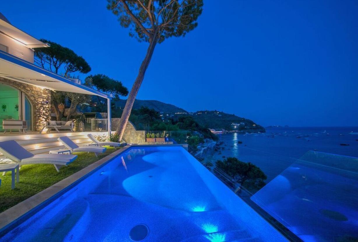 Cam006 - Villa en la costa de Sorrento, Campania