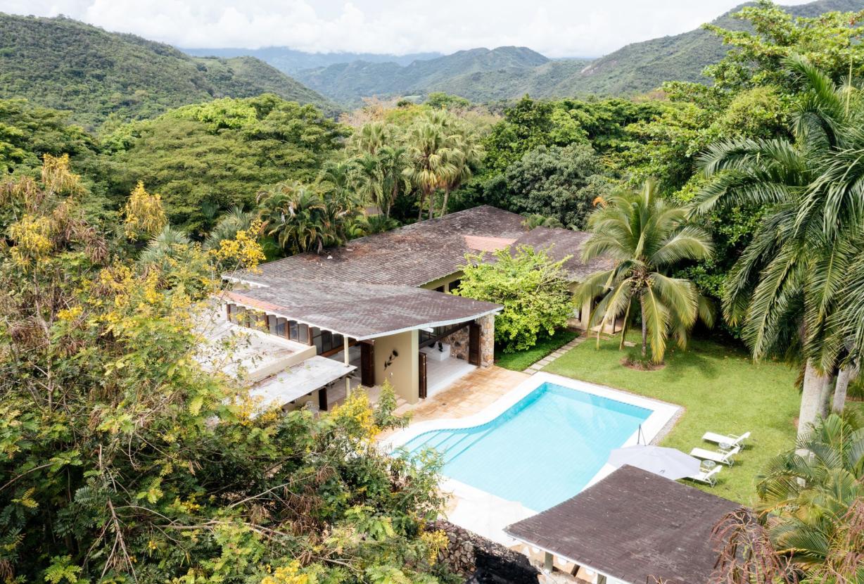 Anp012 - Casa de campo con piscina de agua cristalina