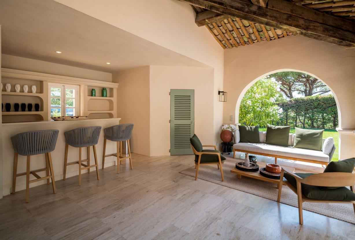 Azu021 - provencal Villa in St Tropez, French Riviera