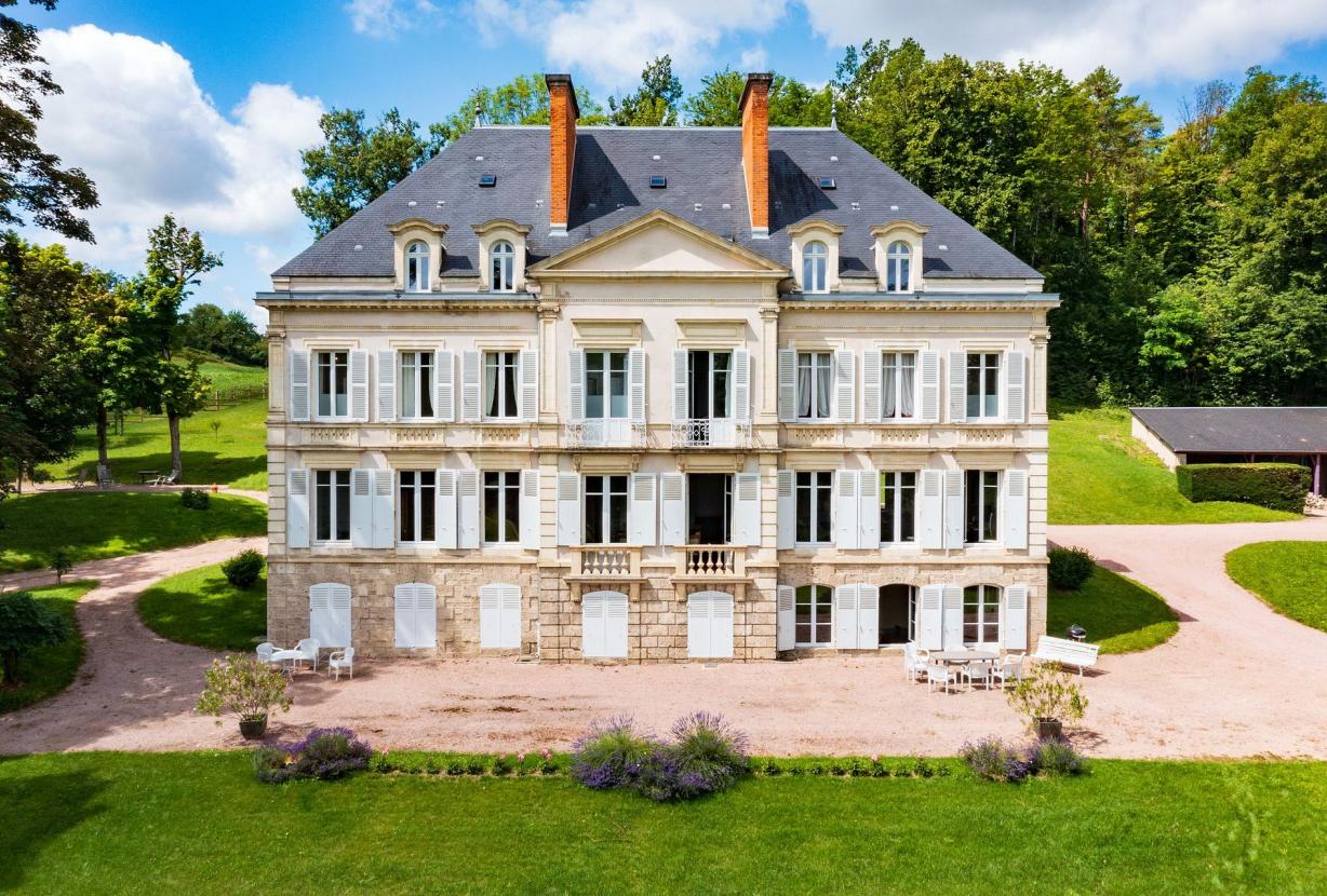 Auv001 - Château à côté de Vichy
