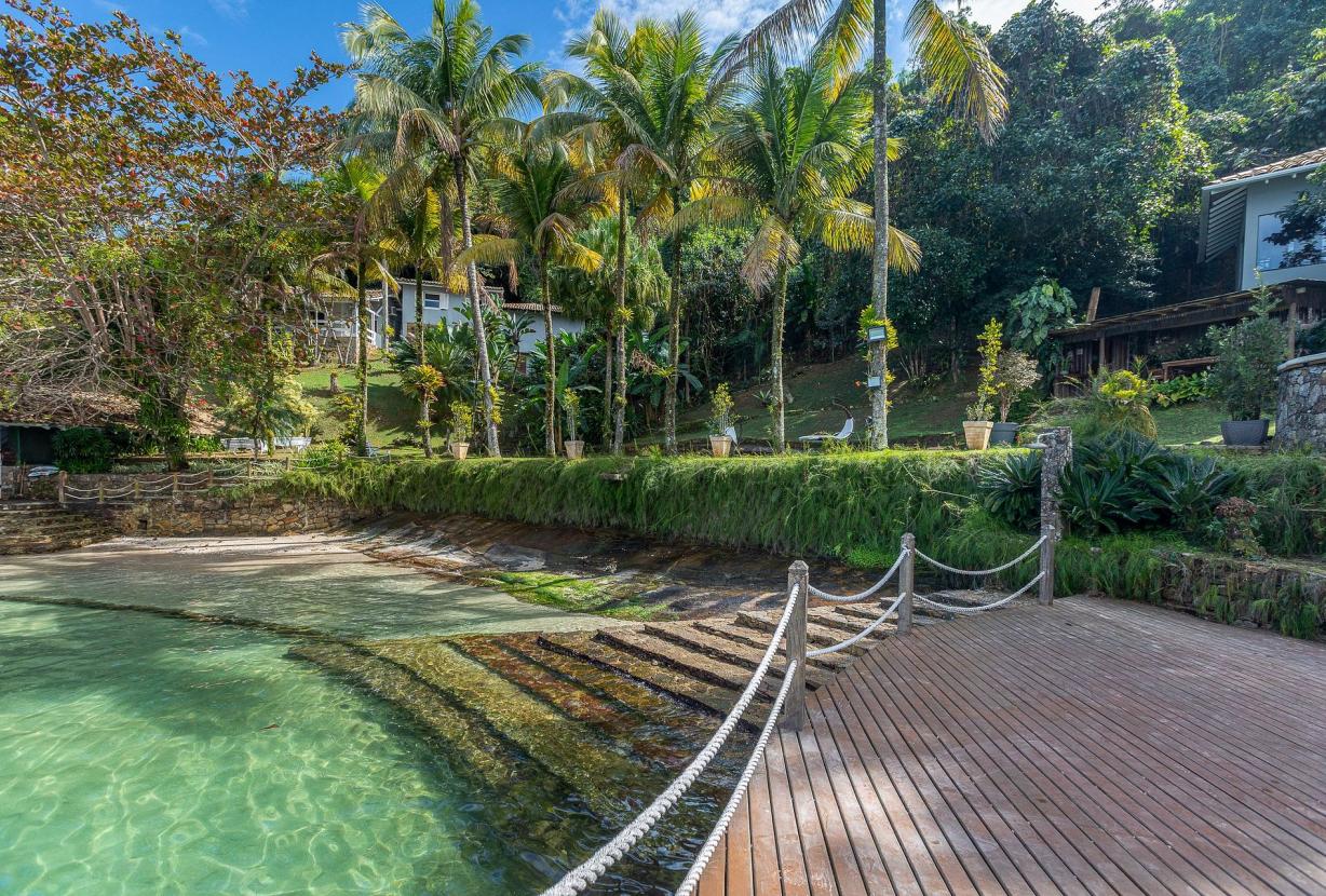Ang017 - Magnifique villa insulaire à Angra dos Reis