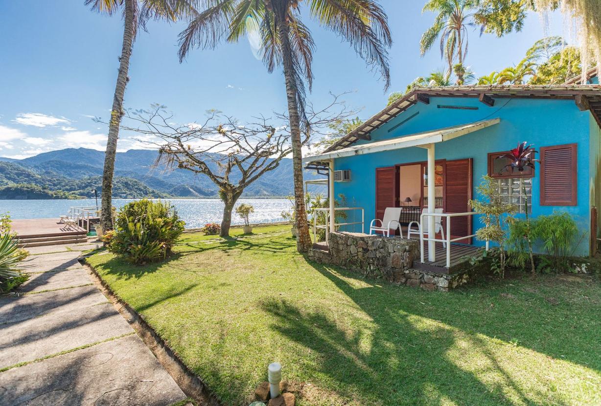 Ang049 - Belle villa sur une île à Angra dos Reis