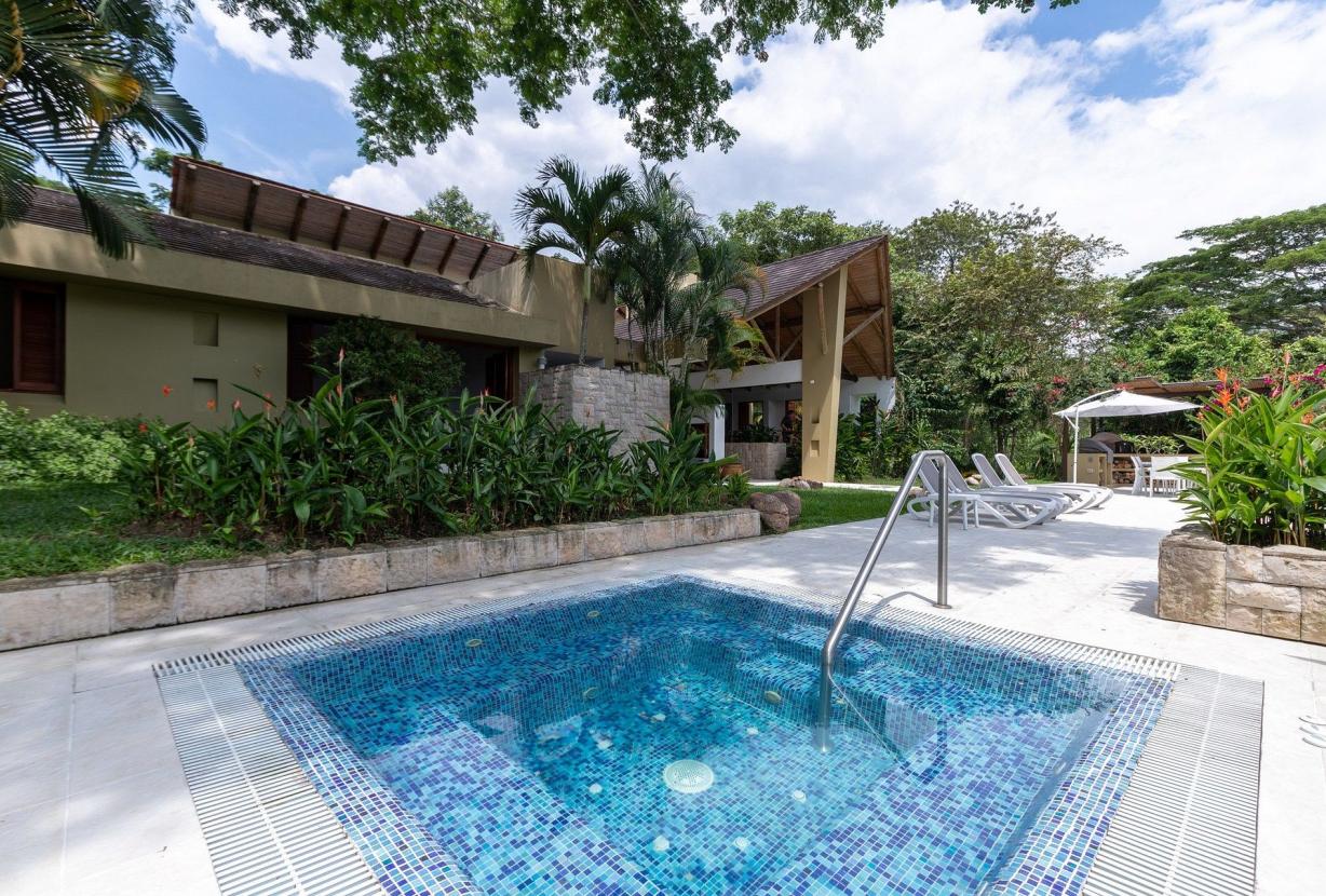 Anp033 - Linda casa de 4 suites e piscina em Anapoima