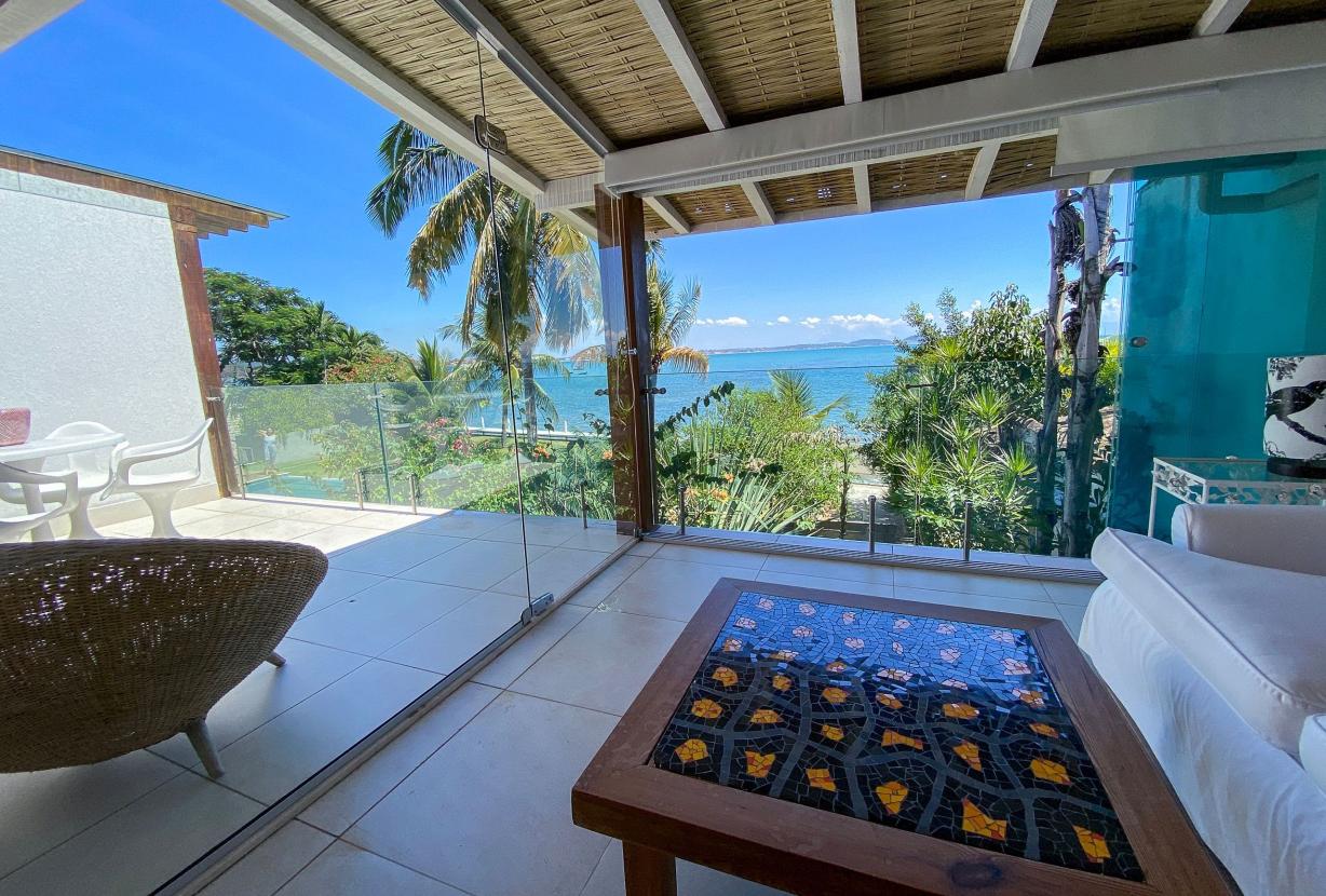 Buz014 - Impresionante casa en la playa de Manguinhos