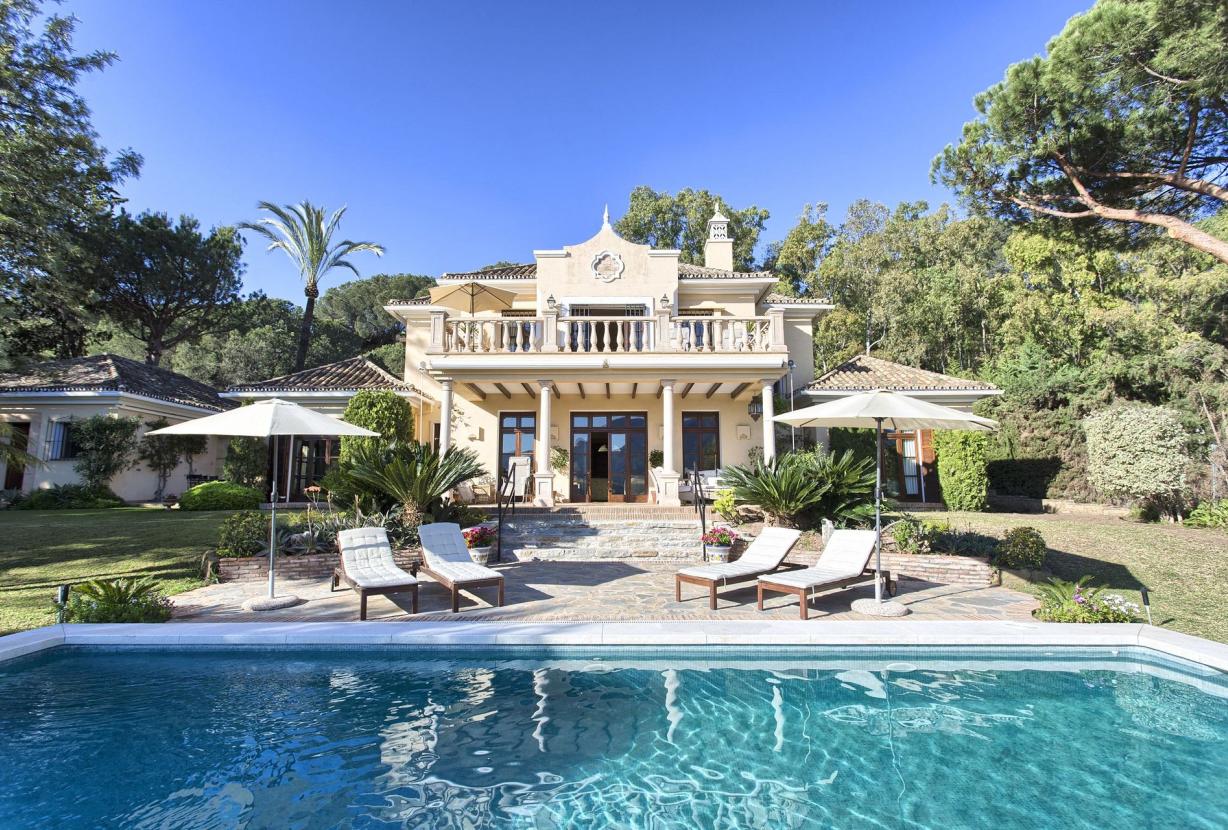 Mbl005 - Villa located on the hills, Marbella
