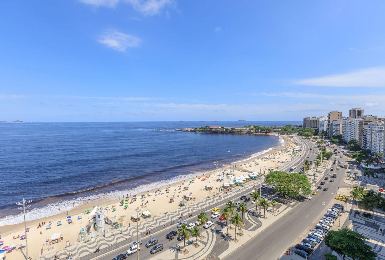 Rio008 - Luxury penthouse overlooking the ocean in Copacabana